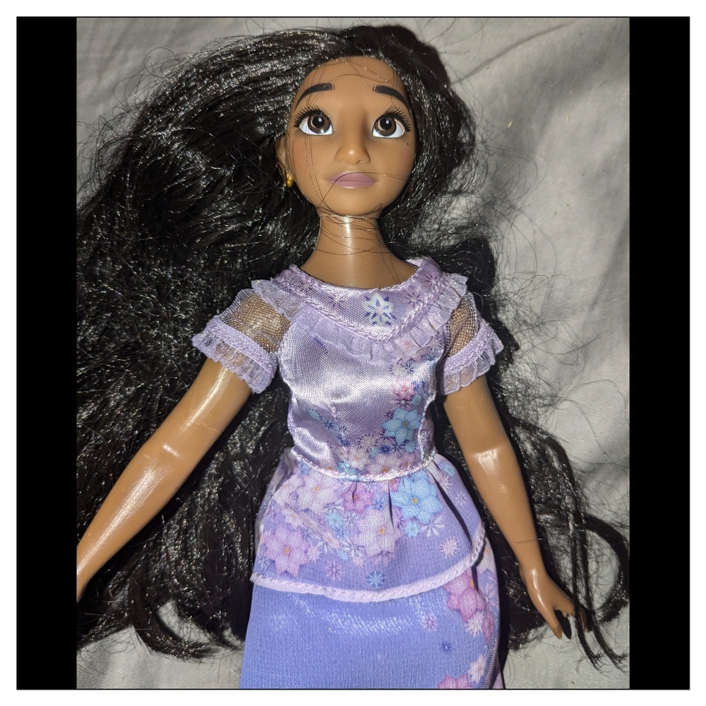 Disney Encanto Isabella Madrigal 11" Fashion Doll